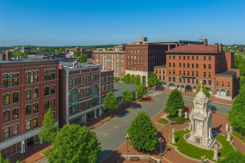 Best Siding Installation pros in New Britain, CT